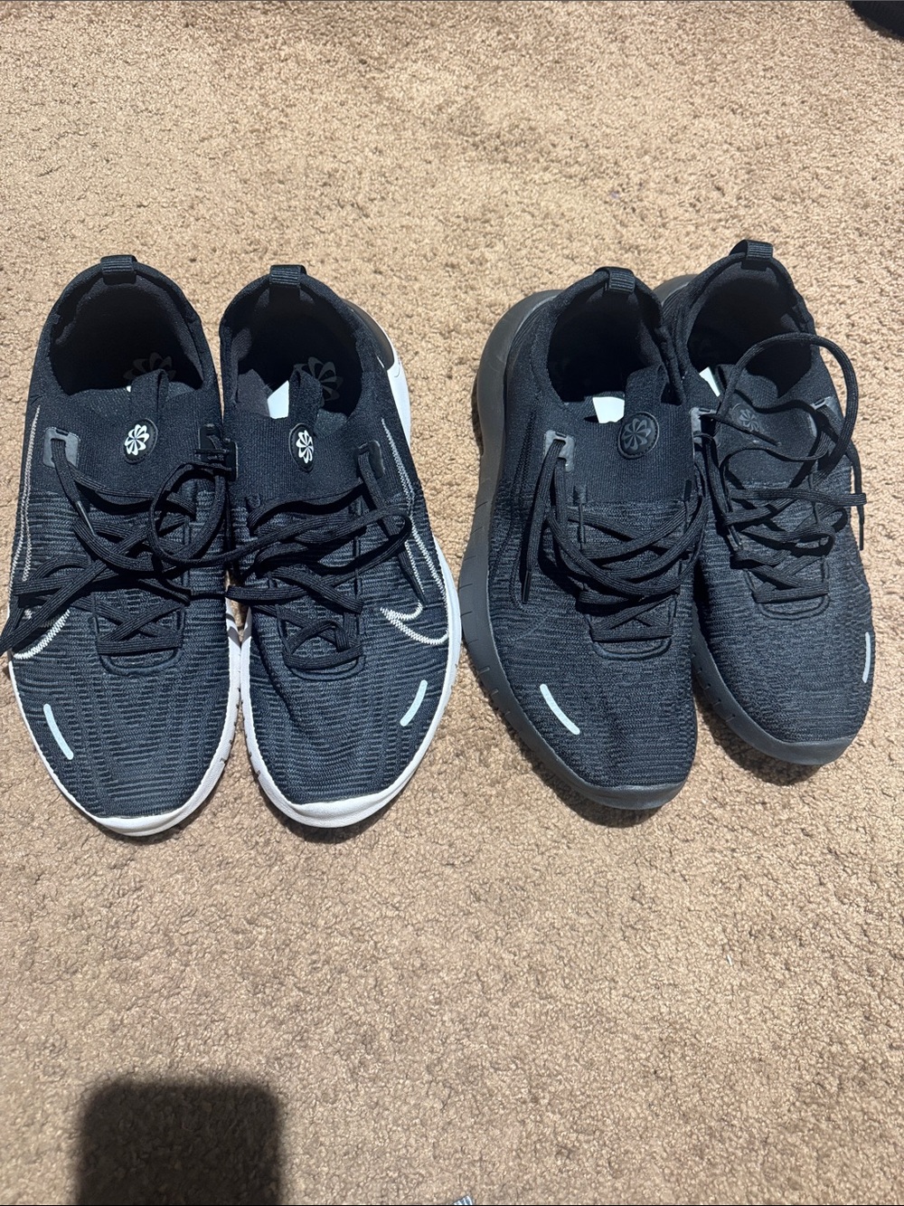 Nike Men's Black Athletic Sneakers with White Accents